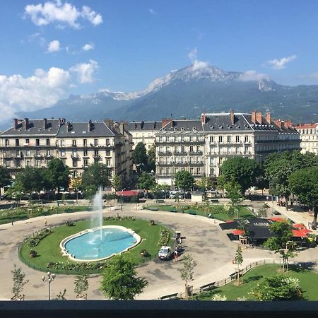 Sublime T2 Victor Hugo Hypercentre Grenoble Apartment Bagian luar foto